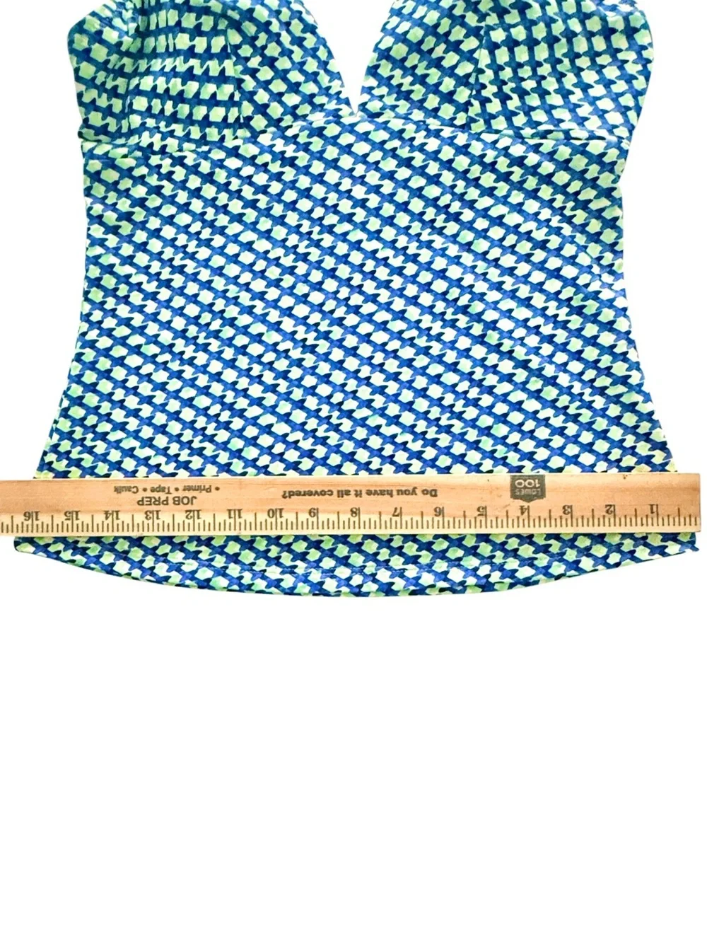 Tommy Bahama mesmerize from